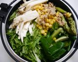 おひとり鍋！旨辛ニラ鍋　煮込みラーメン作り方1写真