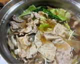 ごま油香る！薄切り豚・キャベツ・ほうれん草の鍋🍲作り方3写真