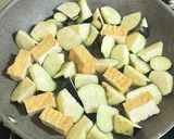 茄子と厚揚げの豚バラめんつゆ味噌炒め作り方6写真