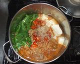 納豆キムチ鍋♪簡単豚肉ニラ豆腐作り方9写真