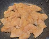 鶏むね肉でレバニラ風炒め♩作り方1写真