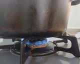 母好み♡ストウブ鍋甘辛無水肉じゃが作り方5写真