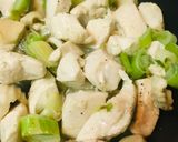 鶏肉と長ネギのスライスチーズ炒め作り方3写真