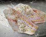 カリッと香ばし♪白身魚のハーブ＆黒こしょう焼き作り方1写真