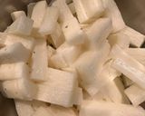 長芋と春菊のにんにく醤油漬け作り方3写真