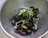 胡瓜とわかめと紫玉ねぎとカニカマの酢の物作り方3写真