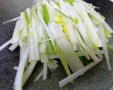フライパンで野菜と豚バラ肉の蒸し焼き作り方3写真