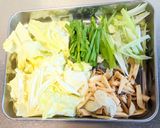 うどん入り牛肉とキャベツのキムチ鍋作り方1写真