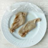 おつまみ♪カリカリ鶏皮とピーマンの塩炒め作り方2写真