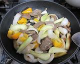 牛肉と太胡瓜のサラダ風炒め物作り方5写真