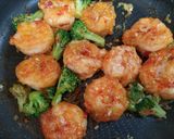簡単今日の夕飯！海老ブロッコリーエビチリ作り方7写真