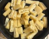 簡単なもやし&玉ねぎ&油揚げ汁作り方1写真
