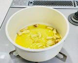 ゆり根ときのことシーフードのアヒージョ作り方3写真