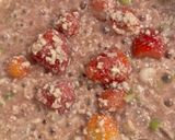 鶏ひき肉といちごのそぼろ作り方2写真