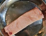 鰤ステーキ 鮎魚醤とバターのソース作り方1写真