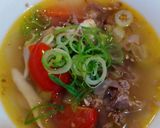 牛こまと長ネギと舞茸のトマトスープ作り方4写真