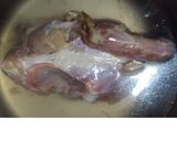 鶏がらスープ：じっくり煮込んで本格的！作り方3写真