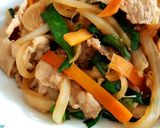 茹でた豚肉で☆ニラと野菜の中華風煮炒め作り方3写真