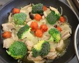 ＜健康レシピ＞鶏肉と彩り野菜の蒸し煮作り方4写真