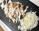 しめじと新玉ねぎのマヨチーズ焼き作り方1写真