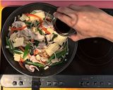 京都舞コーンの彩り中華炒め【食遺産】作り方7写真