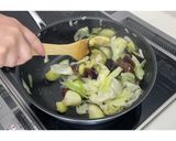 なすときゃべつの豚ぽん酢バター炒め★動画あり★作り方13写真