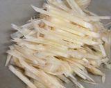 豚肉と糸こんのネギまぶしdeしぐれ煮風♪作り方1写真