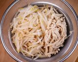 もやしとえのきとピーマンの♪夏の梅ナムル作り方2写真