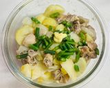 ワンボールレンジ、白ワインの鶏肉じゃが！作り方4写真