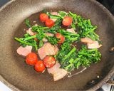 【材料3つで】菜の花とトマトの彩りパスタ作り方5写真