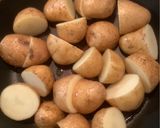 小じゃがいもの煮物〜田舎風〜作り方2写真