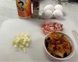 たまごのせ豚キムチチャーハン♪作り方1写真