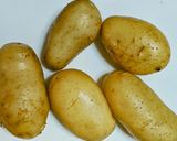 ★簡単！新じゃがと新玉ねぎのお味噌汁♪作り方1写真