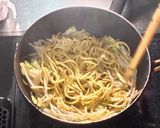 残り物のカレーで！かけるだけカレー焼そば作り方2写真