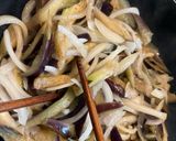 ナスと玉ねぎ、鶏胸肉の甘辛炒め作り方4写真
