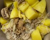 プルコギの素で味付け簡単な肉じゃが作り方5写真