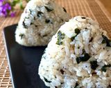 お弁当★塩こんぶワカメゆかりのおにぎり作り方5写真