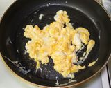 平茸と豚肉と卵の炒めもの作り方4写真