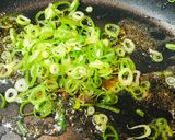 炒めし●アンチョビ＆ネギライス作り方1写真