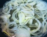 玉ねぎ＆豆腐の赤味噌汁作り方1写真