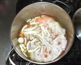 長芋鶏もも肉スープ♪簡単レシピしめじ人参作り方8写真