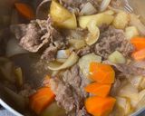 簡単！冷蔵庫にある物だけ！お肉が美味しい肉じゃが作り方10写真