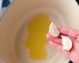骨付き鶏とカリフラワーの煮込み作り方4写真