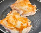 簡単メイン♡鶏ももの酒蒸し照り焼きチキン作り方1写真