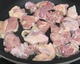 簡単♡鶏もも肉とブロッコリー味噌マヨ炒め作り方1写真