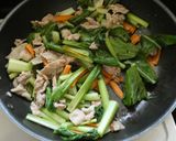 豚肉と小松菜のすし酢炒め作り方3写真