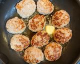 ソース不要で簡単⭐︎エリンギ入り味噌ハンバーグ作り方5写真