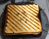 コンビーフの玉葱チーズホットサンド作り方5写真