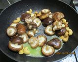 しいたけとカシューナッツのコンソメ炒め😋作り方2写真