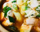 プチッと鍋●長ネギ＆豆腐の鶏キムチ鍋作り方2写真